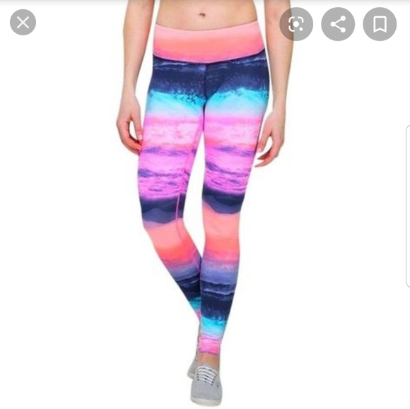 lululemon athletica Pants - Lululemon wunder under beachscape sunset sz 4 lululemon athletica Pants - Lululemon wunder under beachscape sunset sz 4